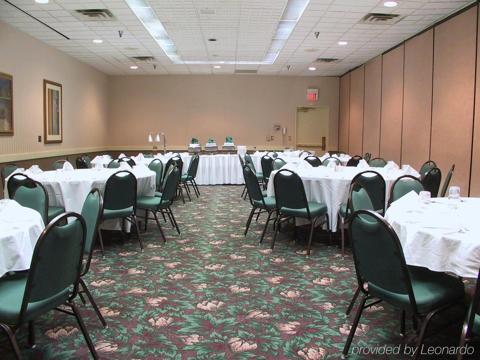 Clarion Mason City Facilities photo