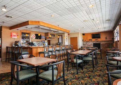 Clarion Mason City Restaurant photo
